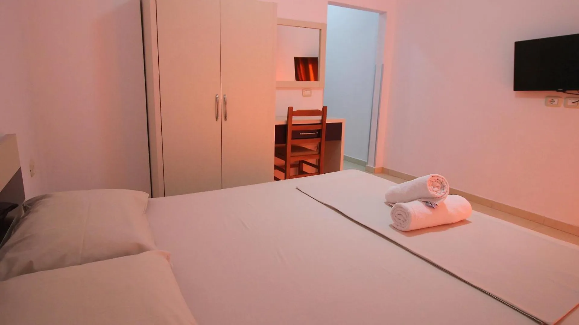 ***  Hotel Argjiro Sarande Albania